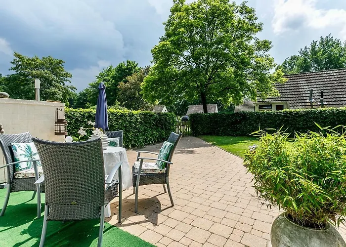 Julia\'S Holiday Home